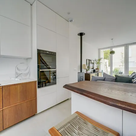 Belle Maison Contemporaine Avec Jardin Et Parking Apartment