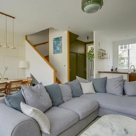 Belle Maison Contemporaine Avec Jardin Et Parking * Bordeaux