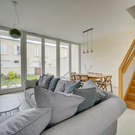 Belle Maison Contemporaine Avec Jardin Et Parking Bordeaux